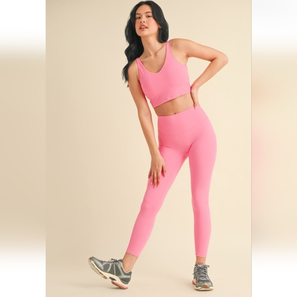 🩷 Bubblegum Pink Align Leggings - Picture 7 of 7